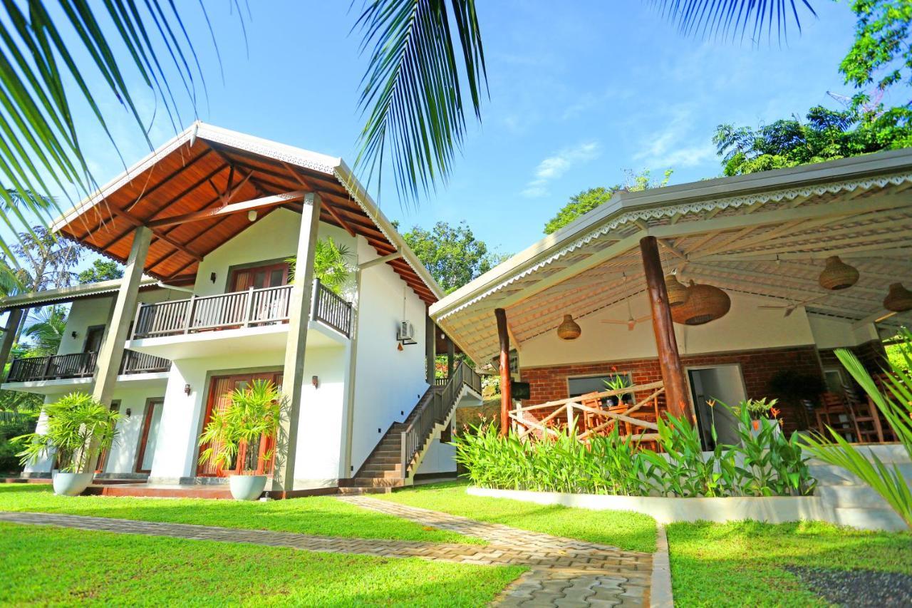 Villa Peacock Walahanduwa Экстерьер фото