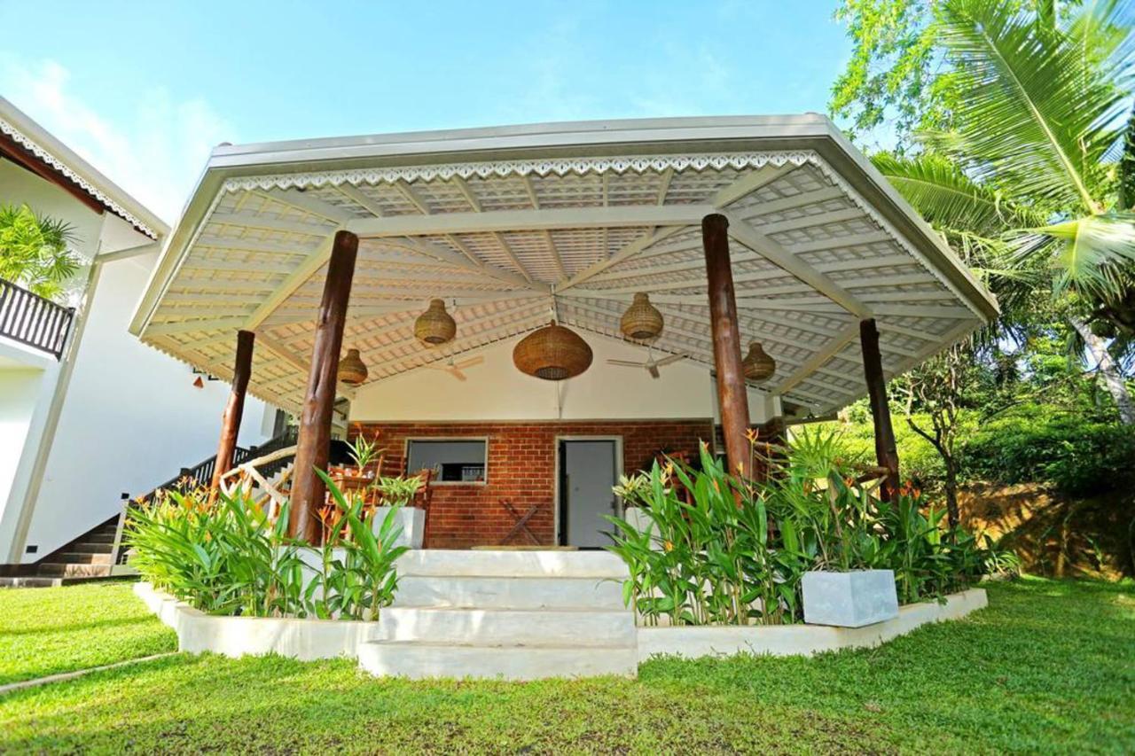 Villa Peacock Walahanduwa Экстерьер фото